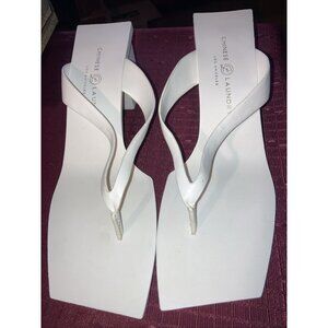 Chinese Laundry Women’s Marna White Sandals Blocked Toe Square Heel 9.5